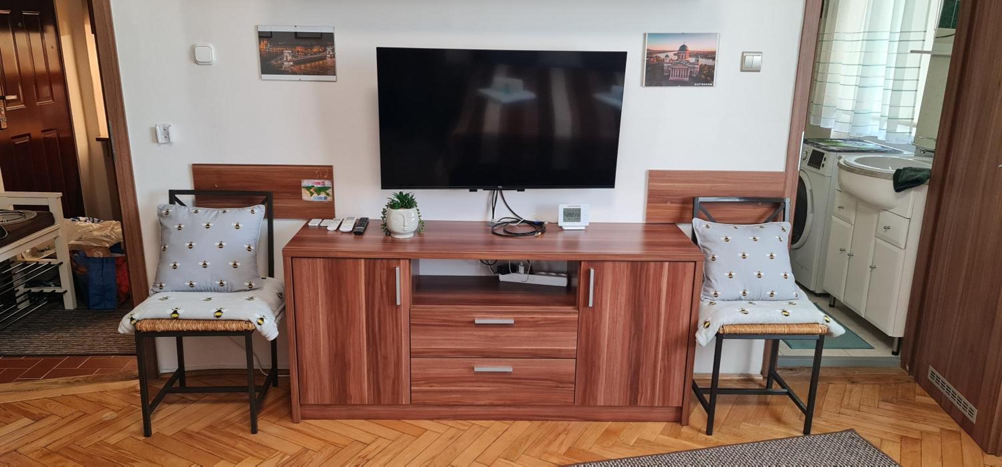 Bumblebee Apartment With Ac Budapest Exterior foto